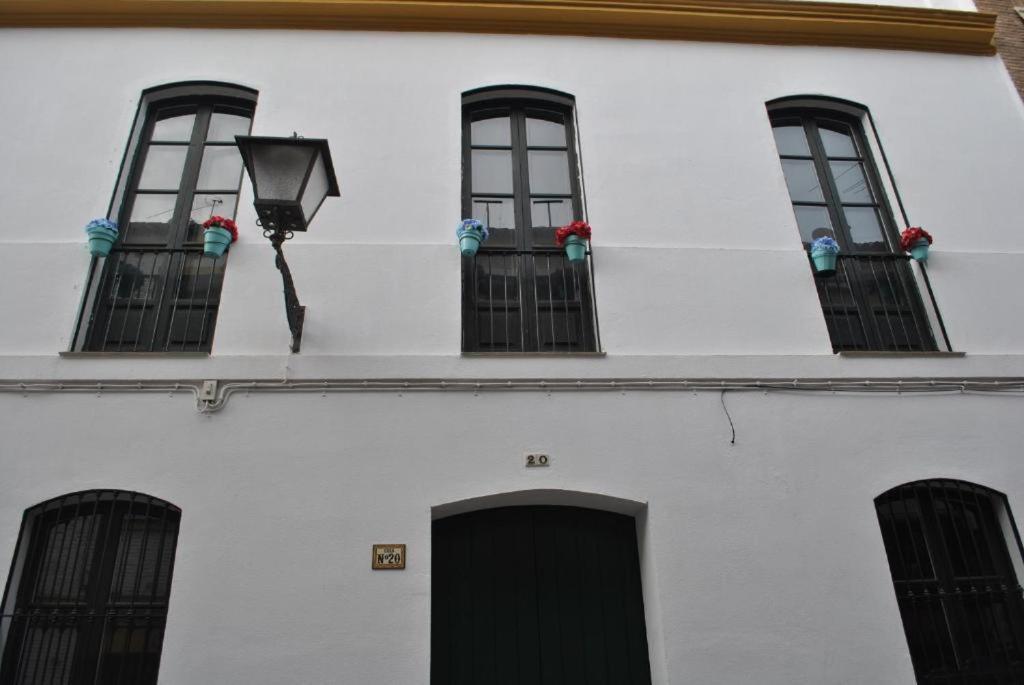 Triana Ines Apartment Севиля Екстериор снимка